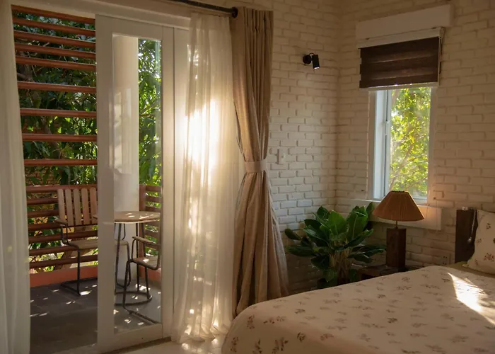 King Room Garden View