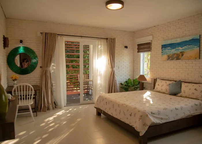 King Room Garden View